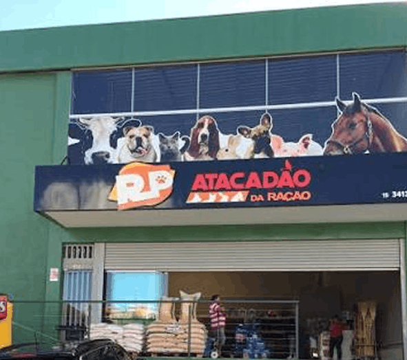 Outro Local